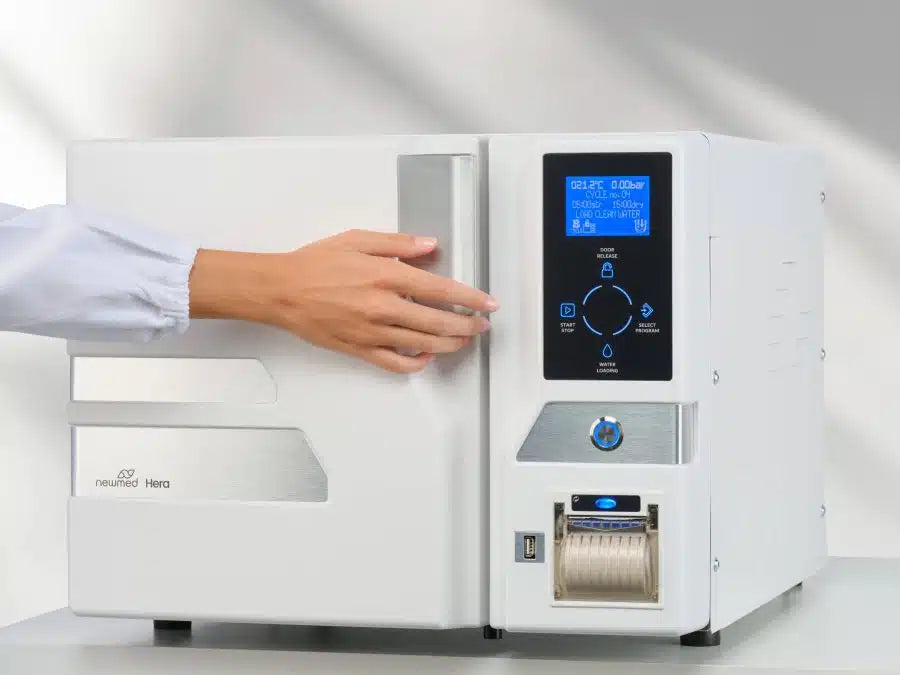 Newmed Hera B18 and B23 B-Class Vacuum Autoclave Incl. Printer and USB Logger (8391196147967)