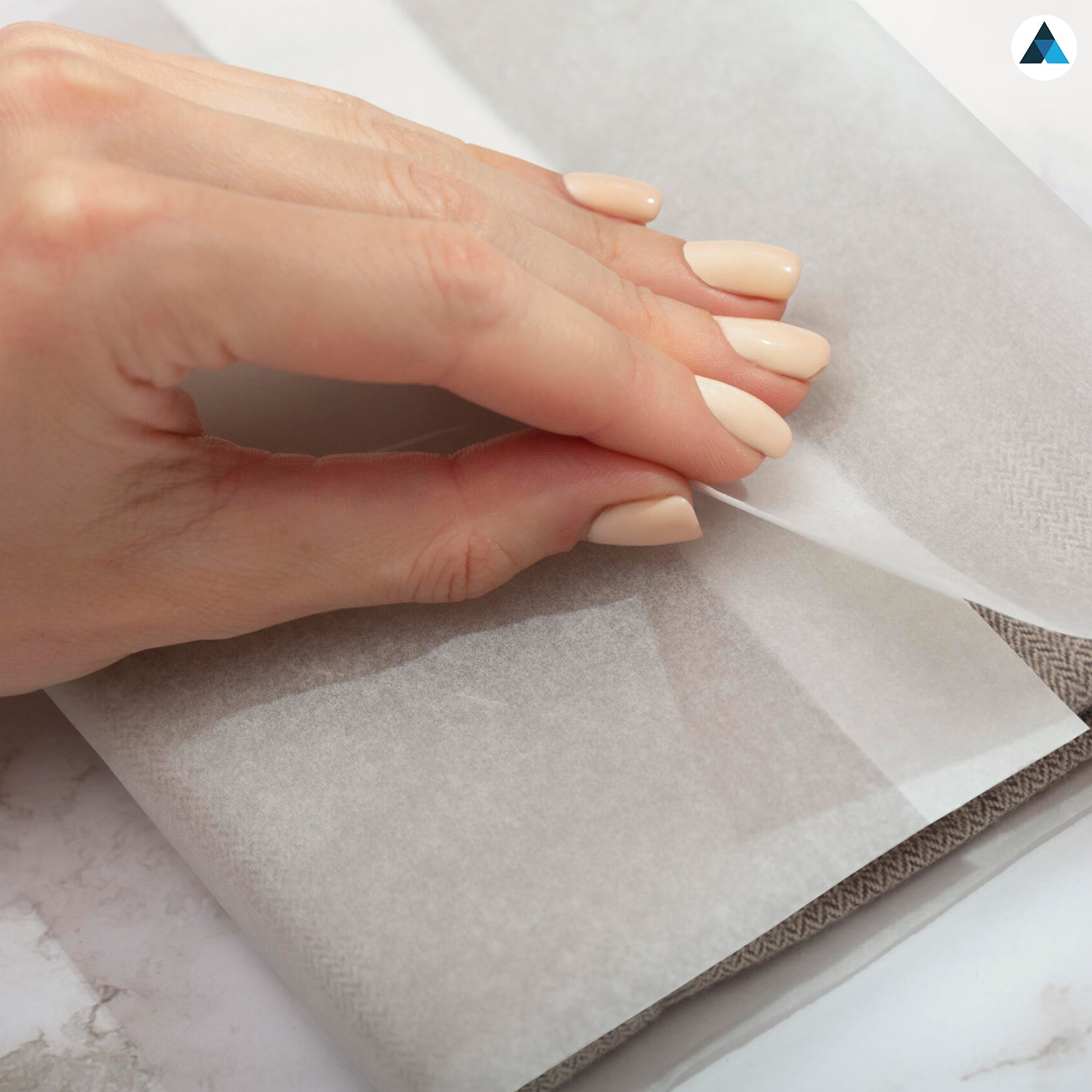 450x700mm White Acid-Free Wrapping Tissue Sheet