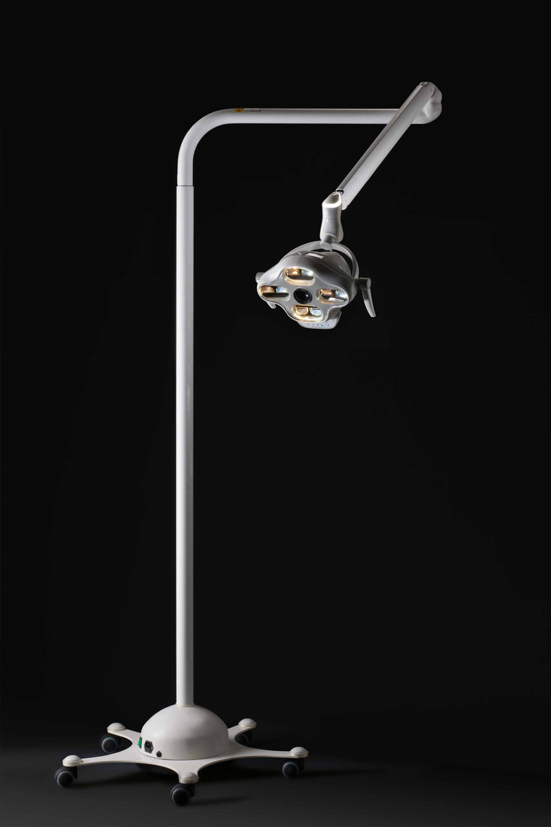 G.COMM Iris View Dental Light With Full HD Videocamera